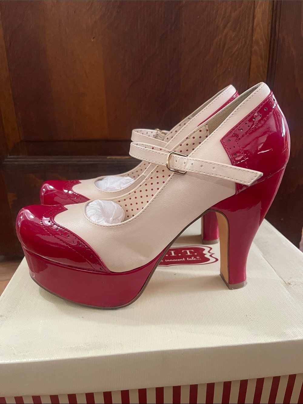 Two-Tone Red and Cream Mary Jane Platform Heels - Picture 6 of 6